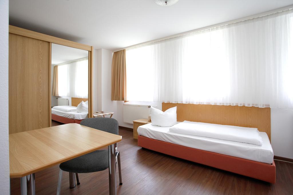 Hotel Heidenschanze Дрезден Экстерьер фото