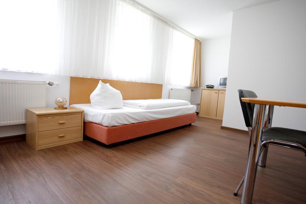 Hotel Heidenschanze Дрезден Экстерьер фото